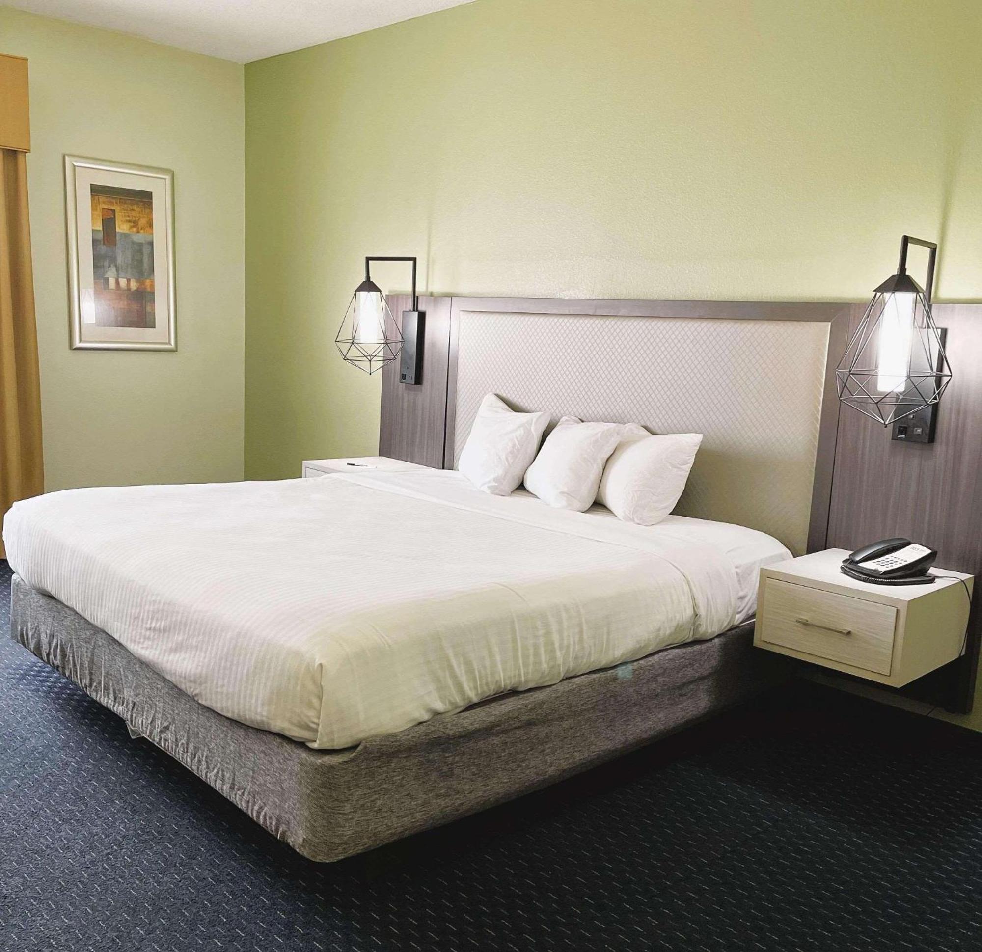 Park Inn By Radisson Albany Exteriér fotografie